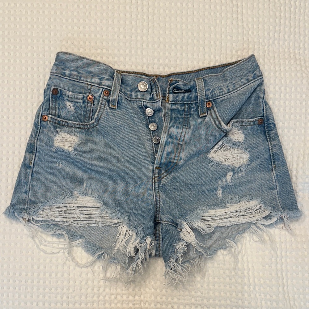 Levi’s 501 Original Fit High Rise Women’s Shorts Size W24